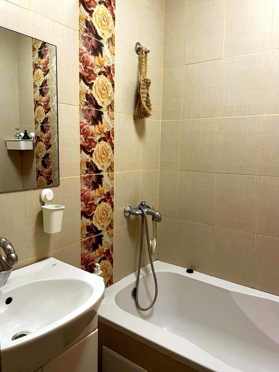 Автовокзал Appartement Rivne Buitenkant foto